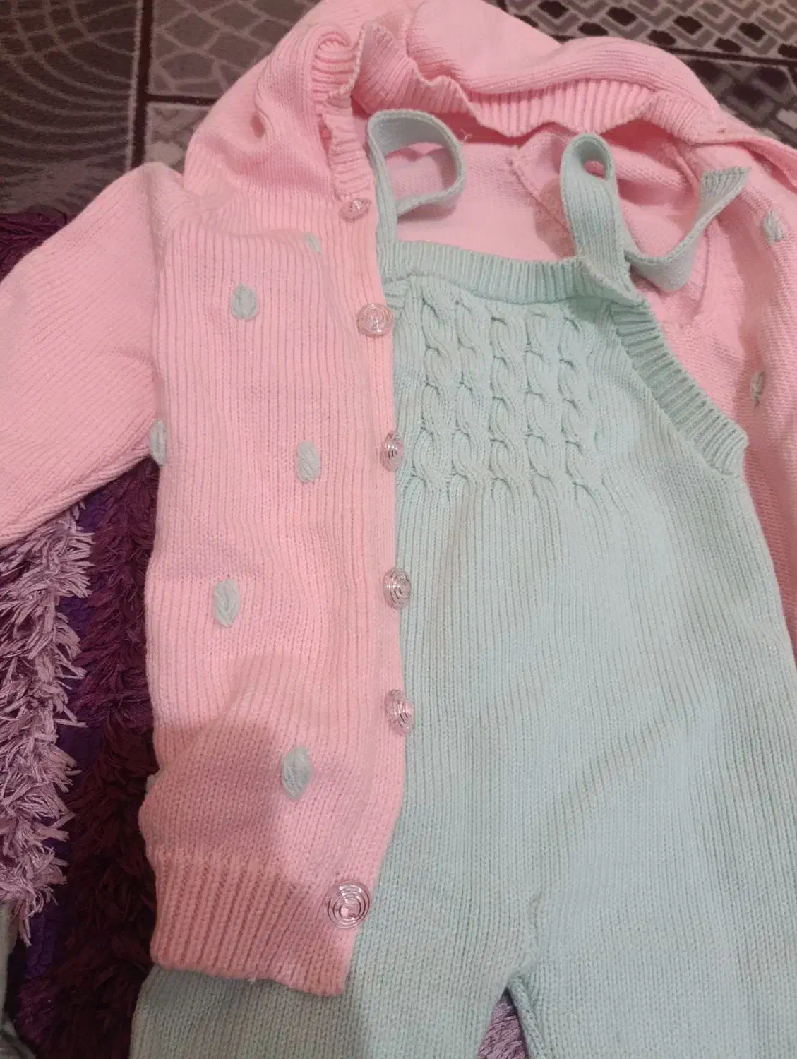 لباس بچه|کفش و لباس بچه|ساوه, |دیوار