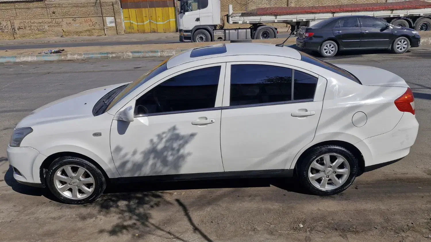 ام وی ام خانگی خانگی|خودرو سواری و وانت|یزد, |دیوار