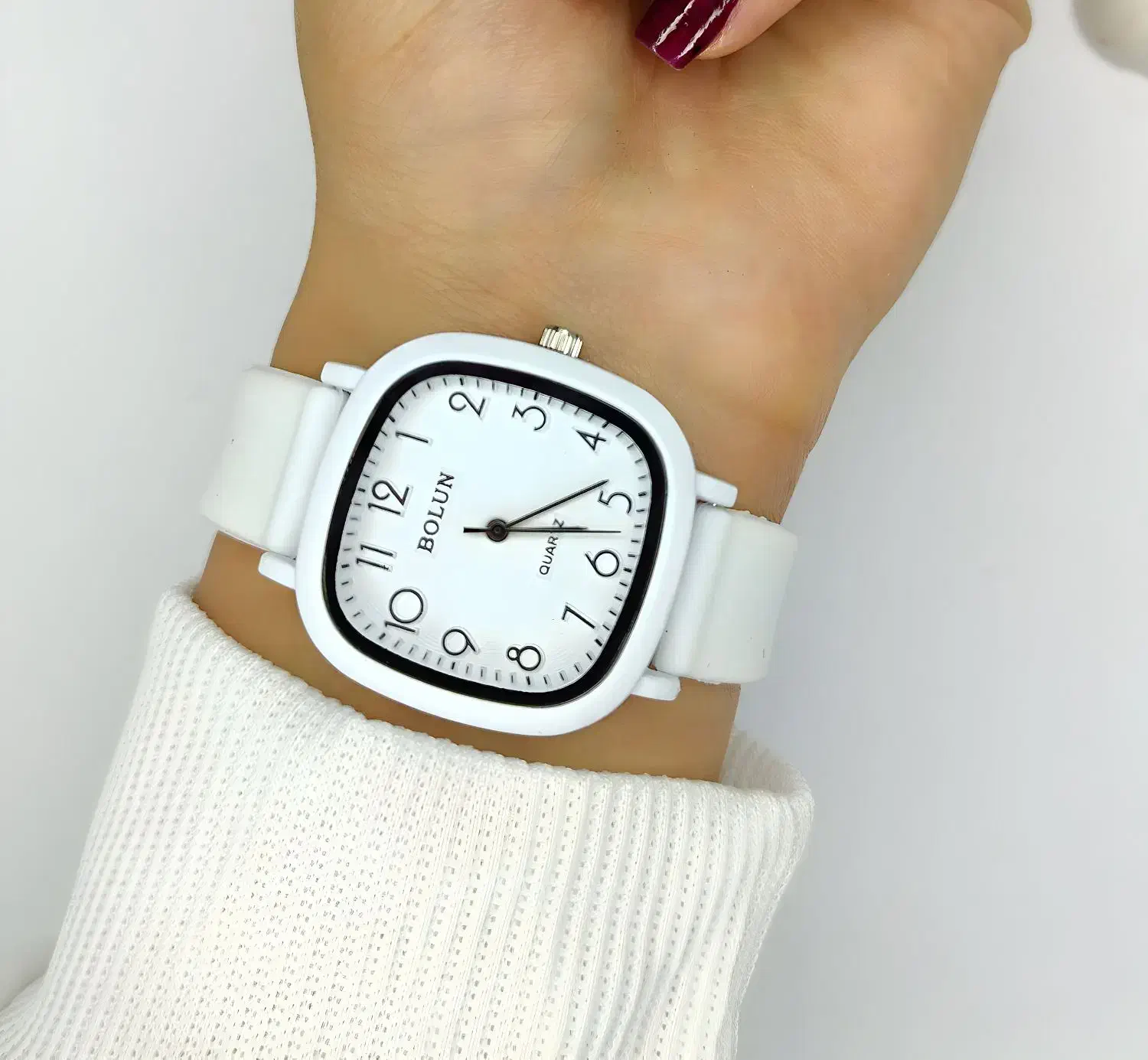 پوشاک|بدلیجات|رشت, امین الضرب|دیوار