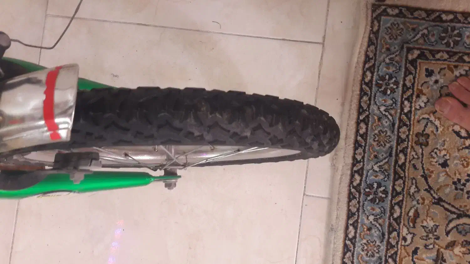 دوچرخه ۱۶ سالم.|دوچرخه، اسکیت، اسکوتر|بومهن, |دیوار