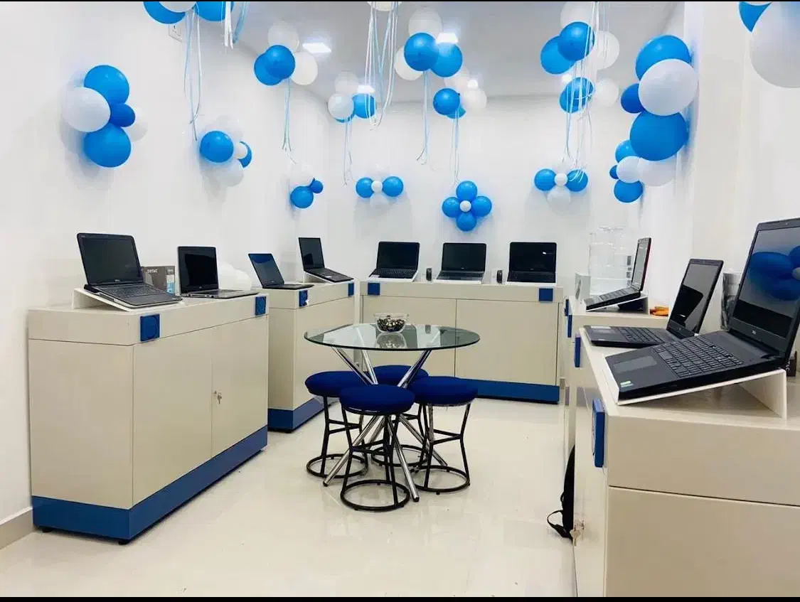 خرید لپتاپ گارانتی دار به قیمت دبی فقط۳روز|رایانه همراه|تهران, صادقیه|دیوار