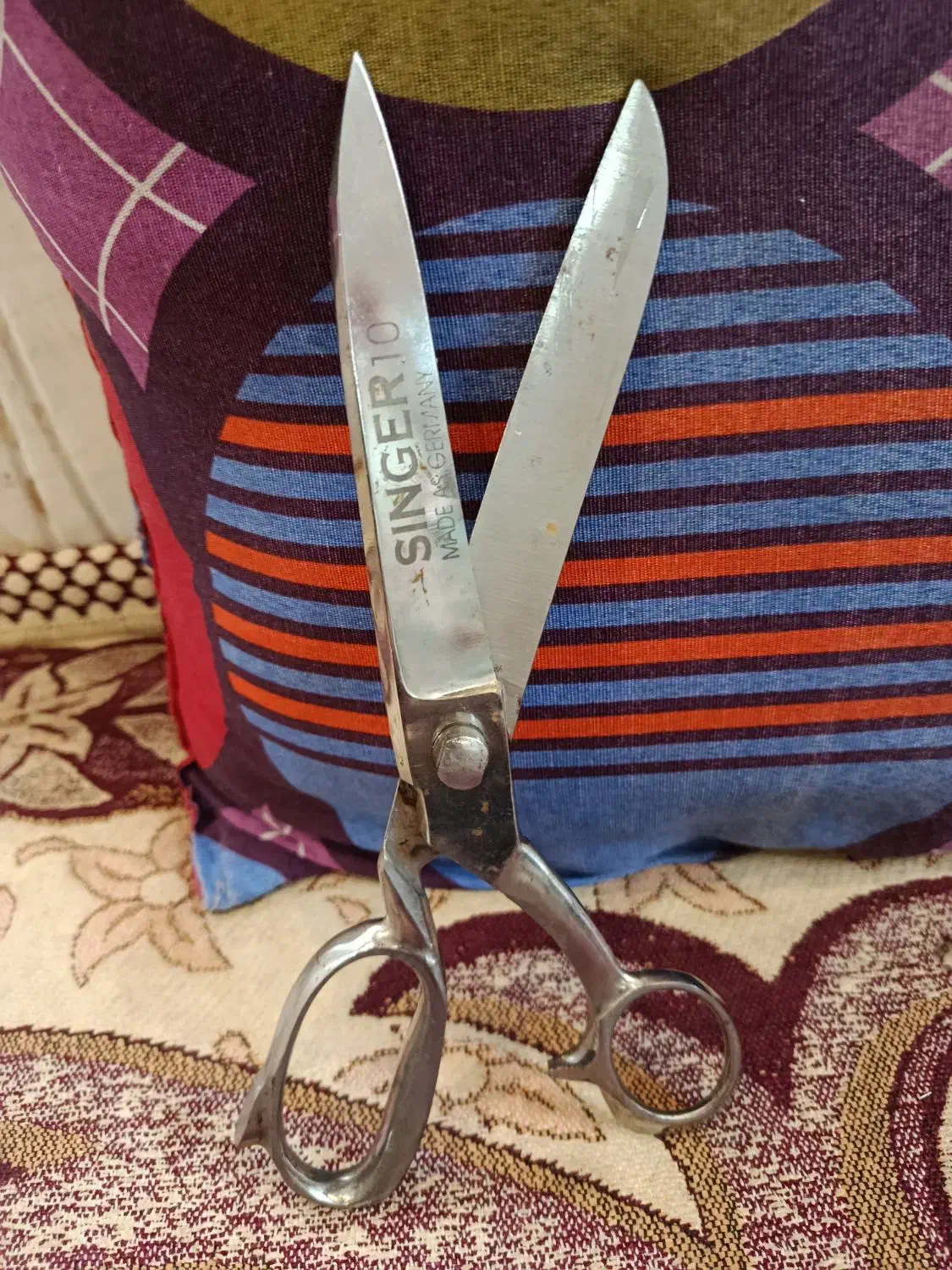 قیچی خیاطی اصل استیل|لوازم خیاطی و بافتنی|یزد, |دیوار