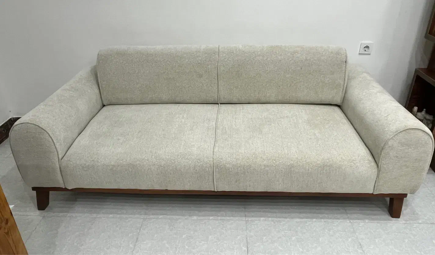 مبل تک ۴ نفره|مبلمان خانگی و میز عسلی|بوشهر, |دیوار