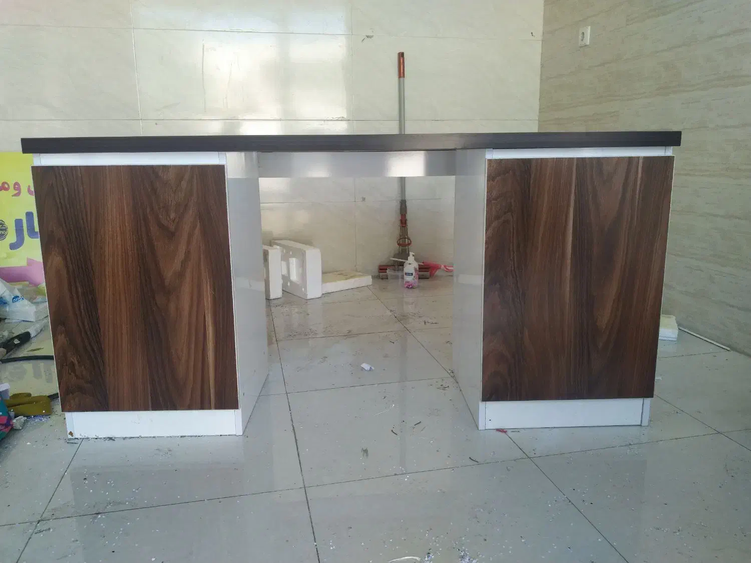 میز اداری چسبیده به دیوار|دفتر کار|بوشهر, |دیوار