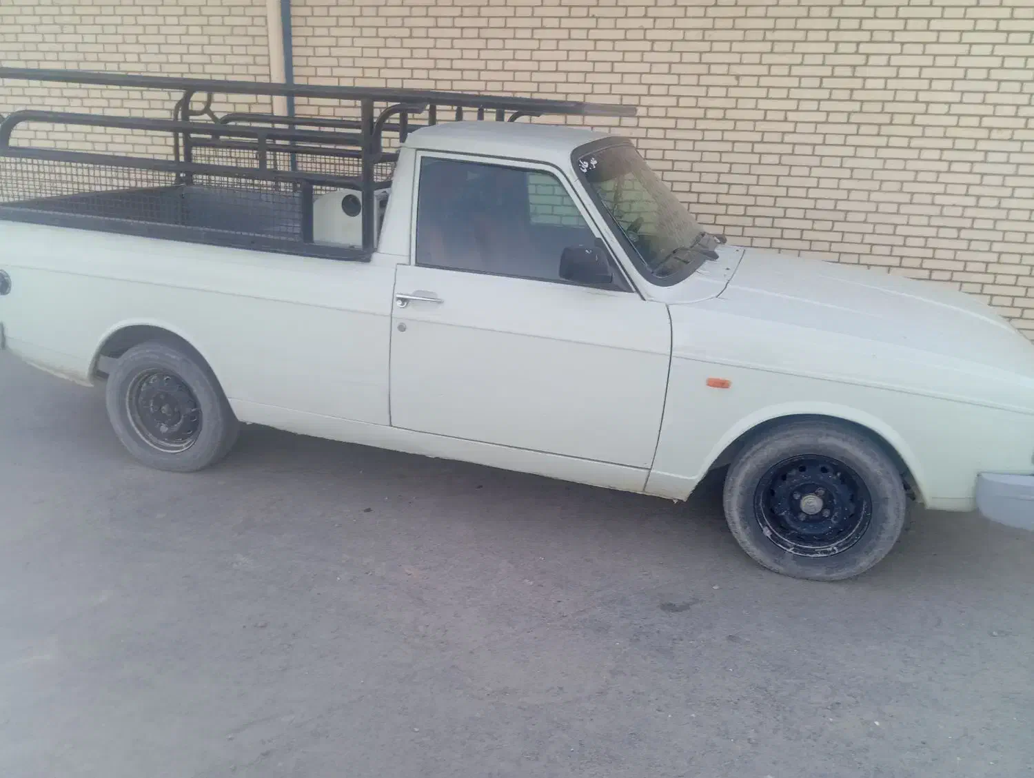 ماشین سالم بدون کوچکترین عیب وایراد|خودرو سواری و وانت|سراوان, |دیوار