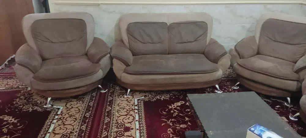فروش مبل هفت نفره و ناهارخوری ۸ نفره|مبلمان خانگی و میز عسلی|بندر دیر, |دیوار