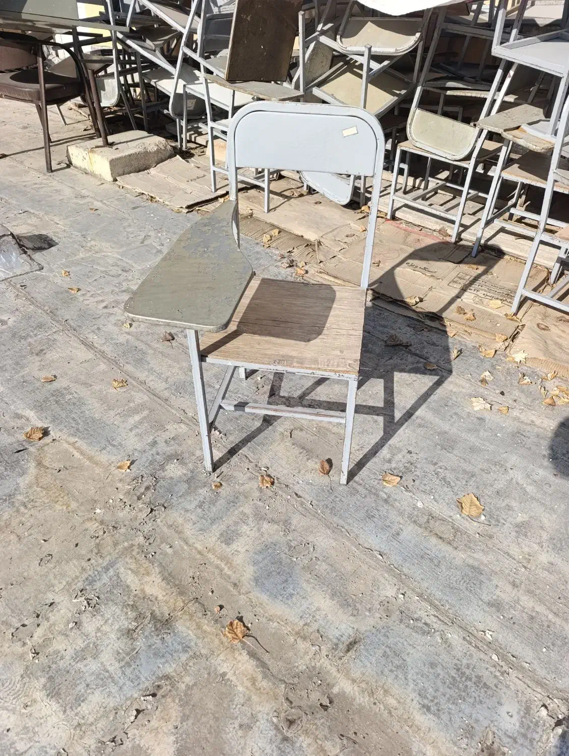 صندلی دانش آموزی در حد نو|صندلی و نیمکت|تبریز, |دیوار