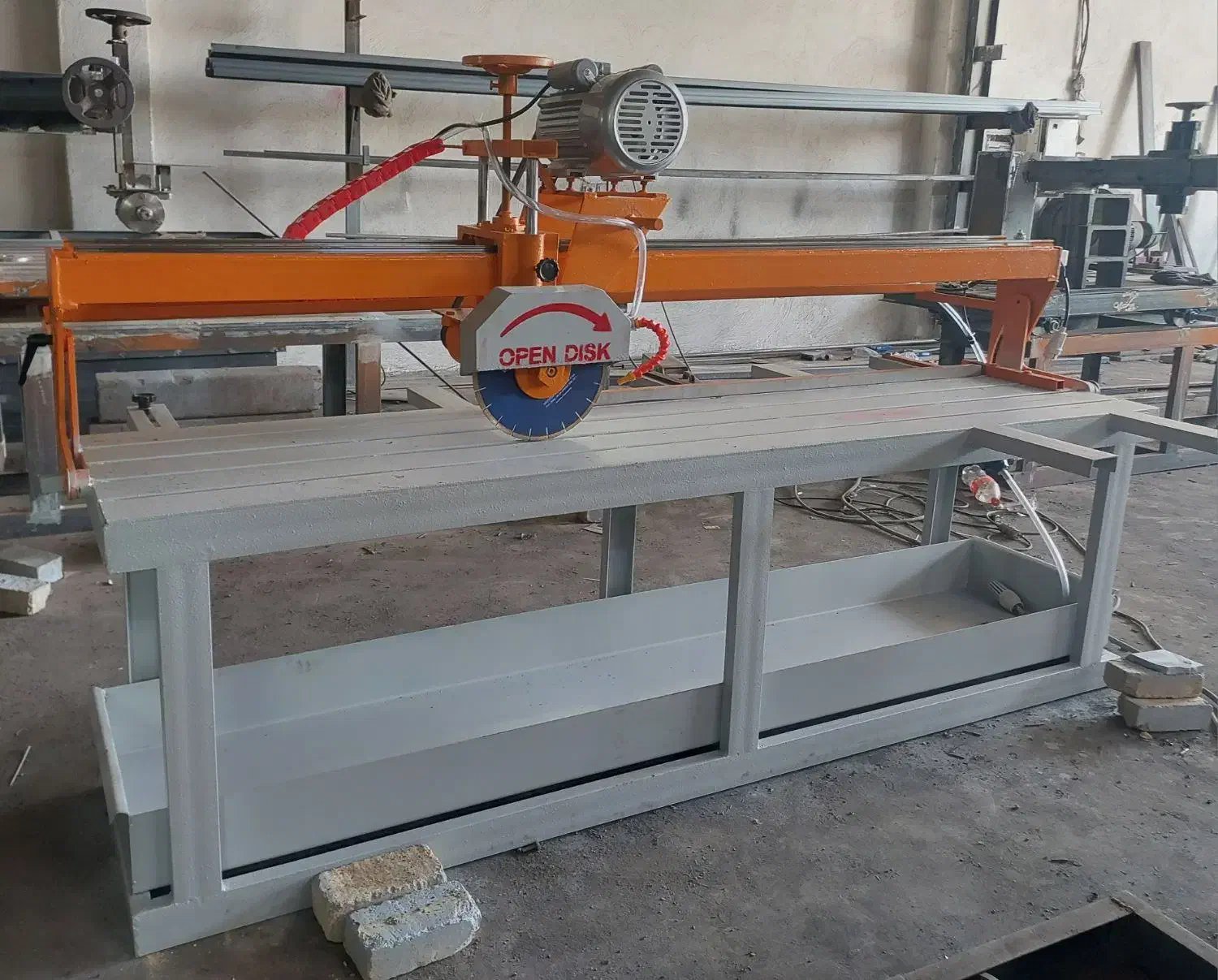 دستگاه ابزارزن وبرش سنگ /فرزآبی سنگبری/ آب بر|ماشین‌آلات صنعتی|اصفهان, شهرک شهید منتظری|دیوار