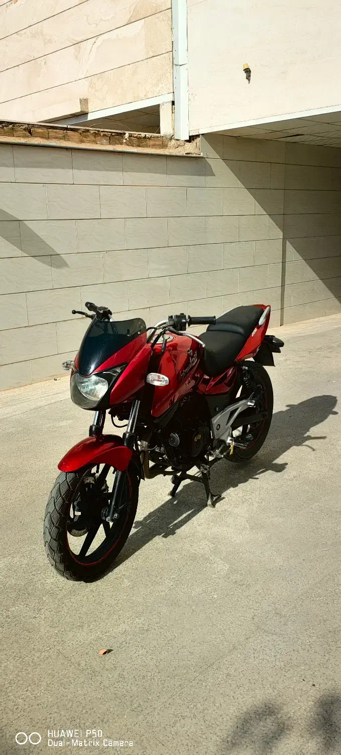 فروش موتور پالس ۲۰۰|موتورسیکلت|شیراز, شهرک فرزانگان|دیوار