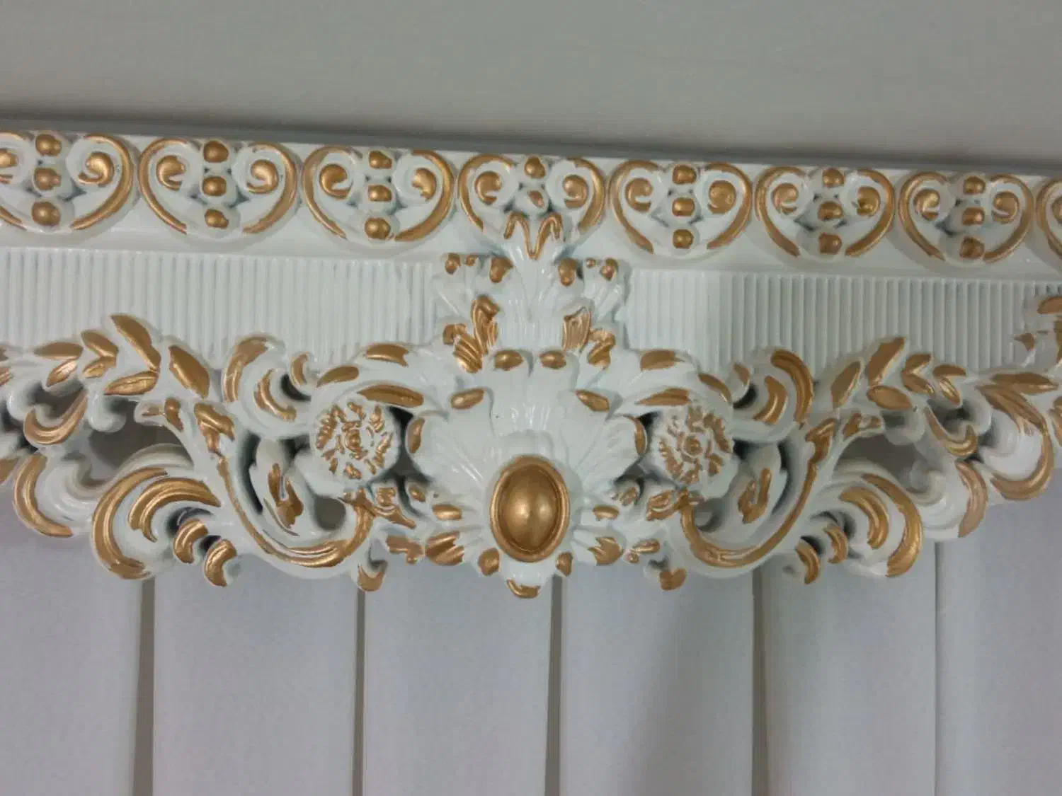 کتیبه چوبی جنس عالی ورنگ سفید وطلایی|پرده، رانر، رومیزی|پردیس, فاز ۸|دیوار