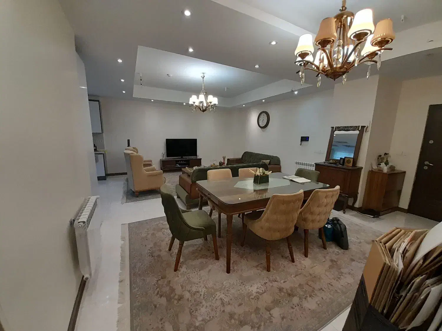 آپارتمان ۹۰ متر  ط سوم    رهن کامل|اجارهٔ آپارتمان|تهران, ابوذر|دیوار