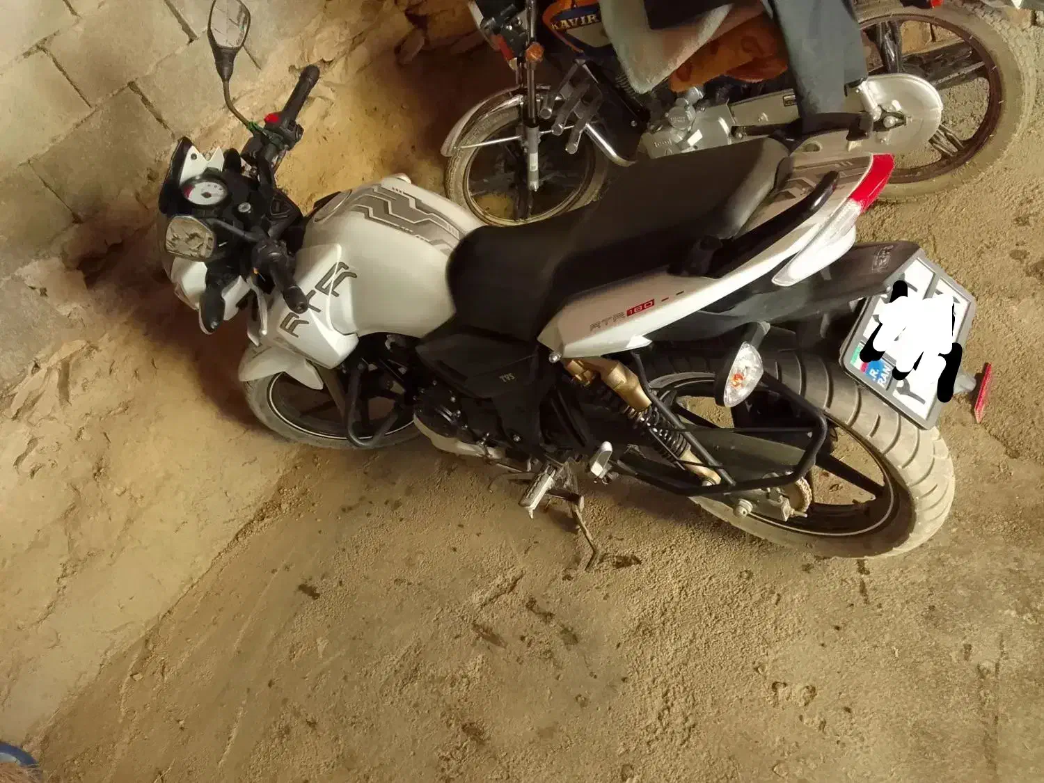 اپاچی ۱۸۰ مدل ۹۵ کمیاب۷۰۰۰هزار کار صفر|موتورسیکلت|بهارستان, |دیوار