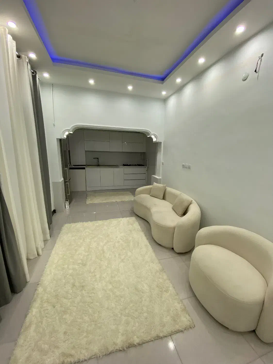 منزل مبله ساعتی روزانه هفتگی|اجارهٔ کوتاهمدت آپارتمان و سوئیت|شیراز, شاه قلی بیگی|دیوار