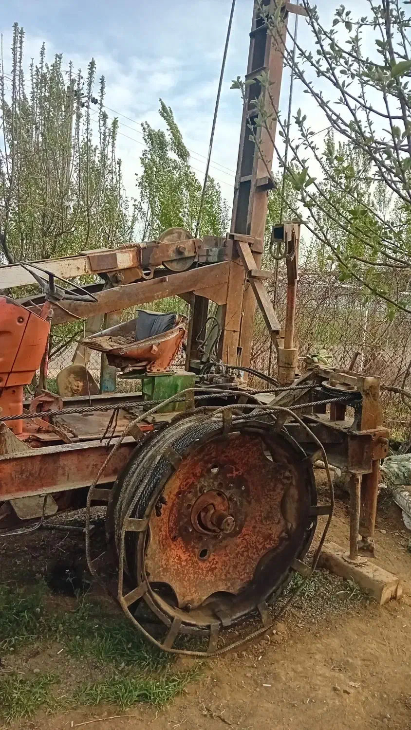 تراکتور دستگاه حفاری مدل 65|ماشین‌آلات صنعتی|بوکان, |دیوار