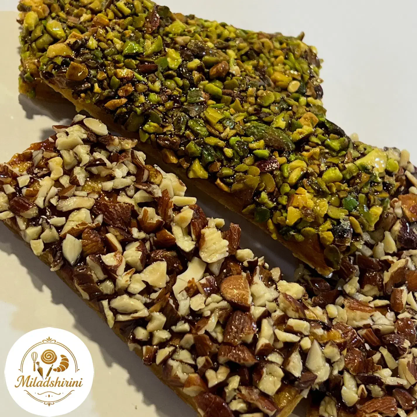 کار در کارگاه قنادی همراه با بیمه|استخدام خدمات فروشگاه و رستوران|قم, شهید رجایی|دیوار