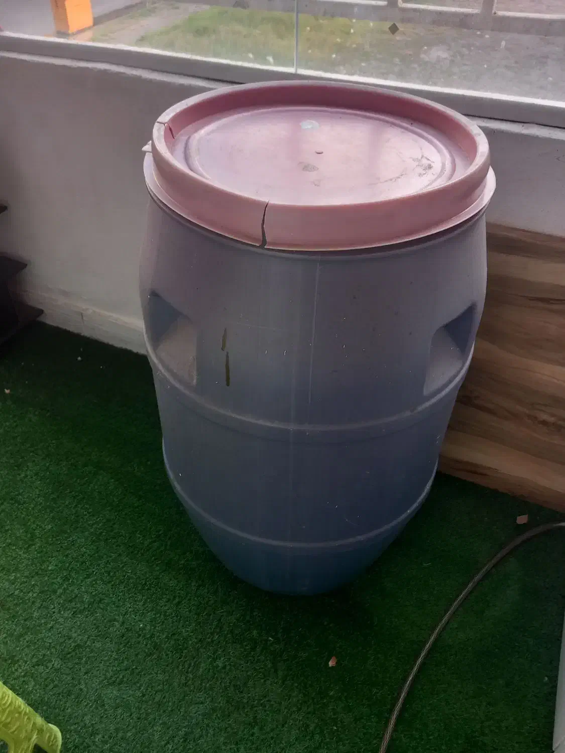 بشکه آبی پلاستیکی|ظروف نگهدارنده، پلاستیکی، یکبارمصرف|رشت, کوی مهر|دیوار