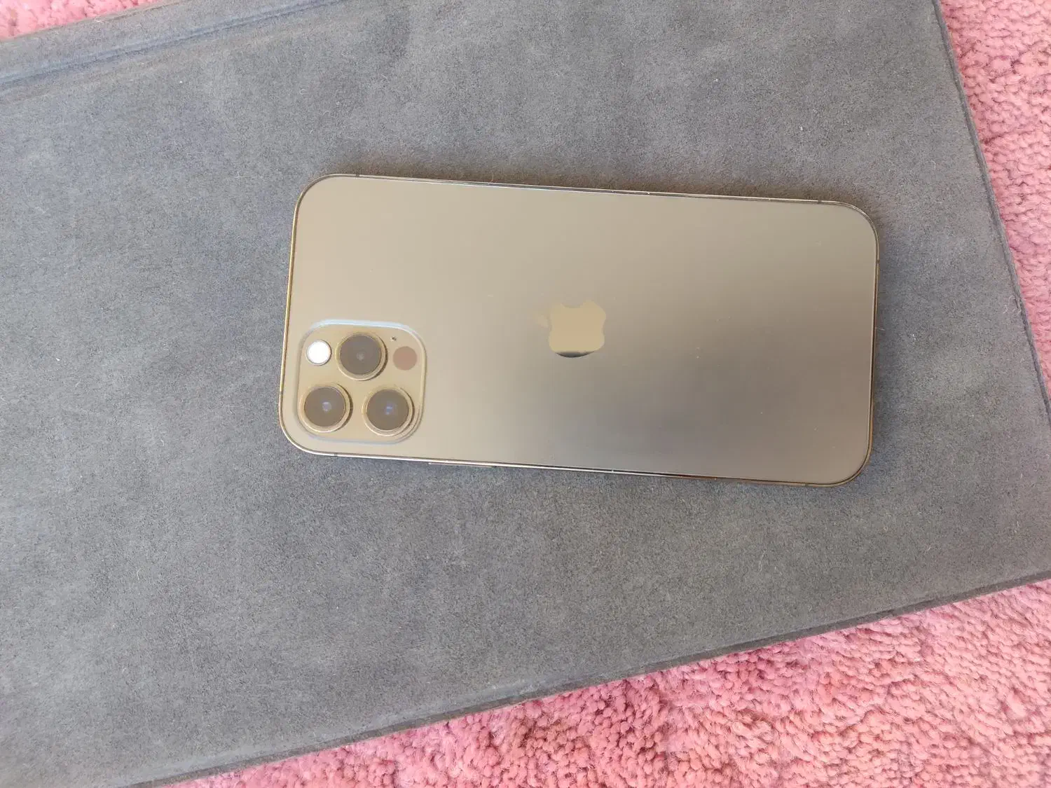iPhone 12pro|موبایل|اصفهان, نقش جهان|دیوار
