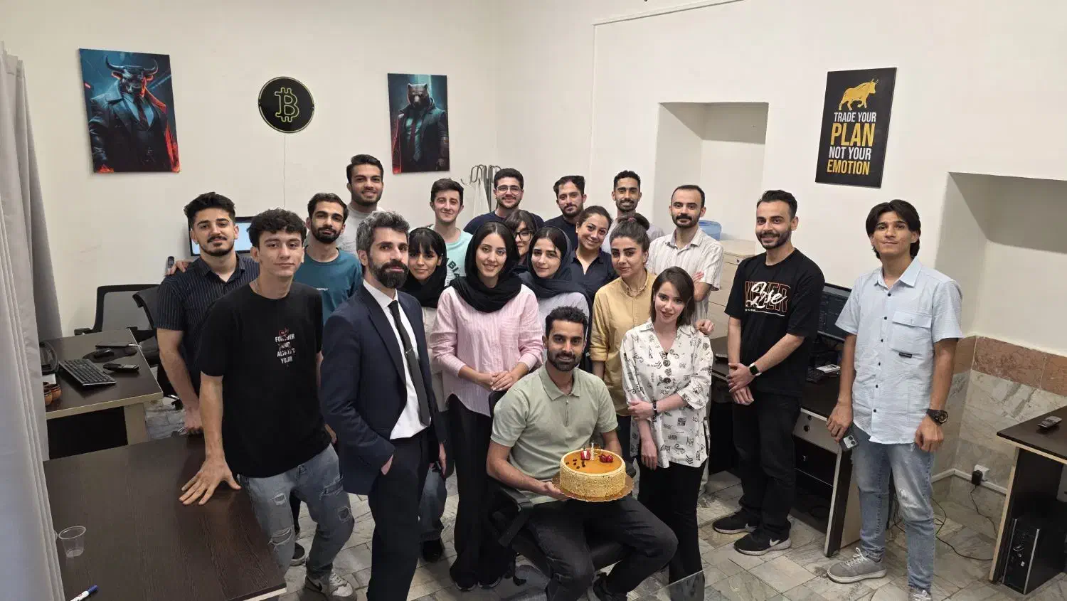 استخدام کارشناس فروش تلفنی خانم|استخدام بازاریابی و فروش|تهران, فلسطین (میدان انقلاب)|دیوار