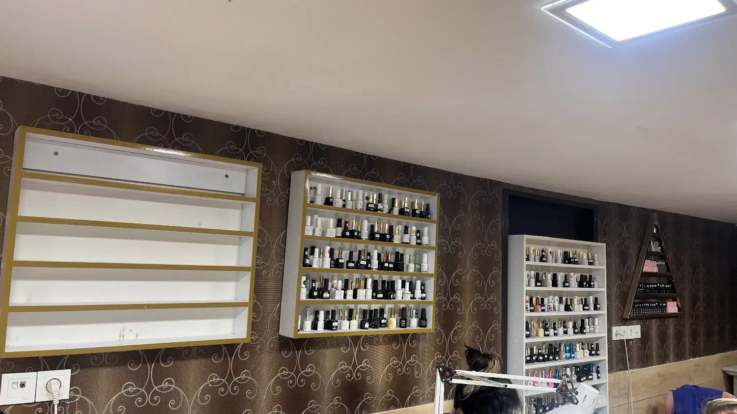 فروش وسایل آرایشگاه دست دو باکمترین قیمت|آرایشگاه و سالن‌های زیبایی|مرودشت, ژیان|دیوار