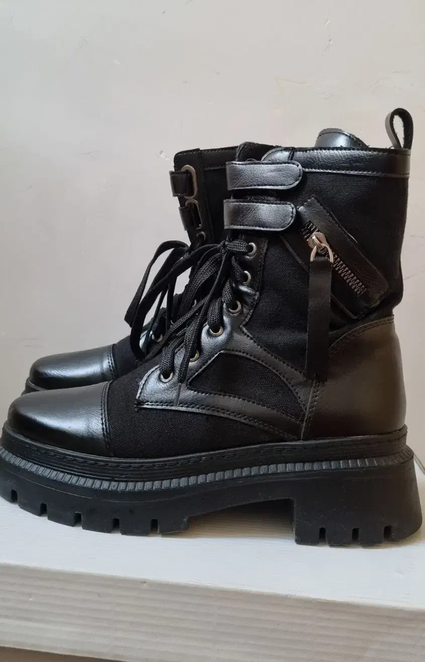 پوتین زنانه سایز ۳۸|کیف، کفش، کمربند|اهر, |دیوار