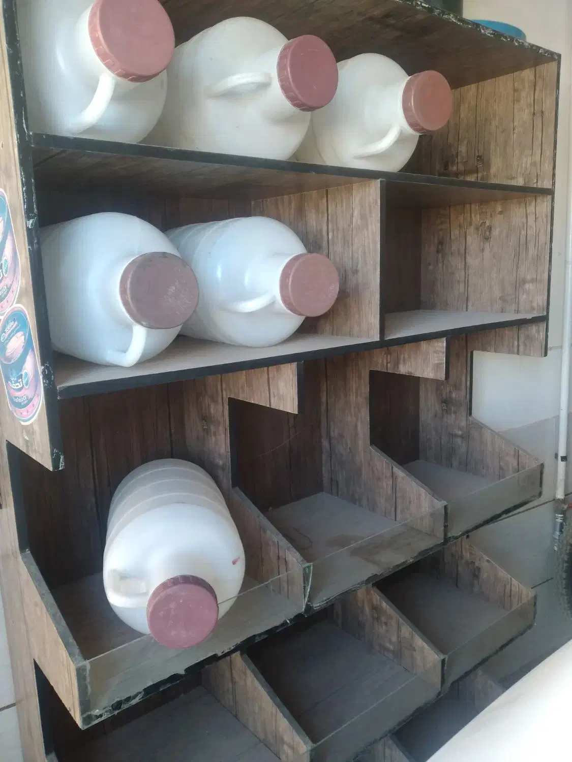 ویترین وقفسه|کتابخانه، شلف، قفسه‌های دیواری|رفسنجان, |دیوار