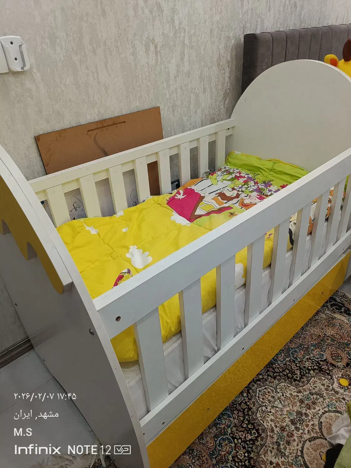 تخت گهواره ایی|تخت و صندلی بچه|مشهد, محمدآباد|دیوار