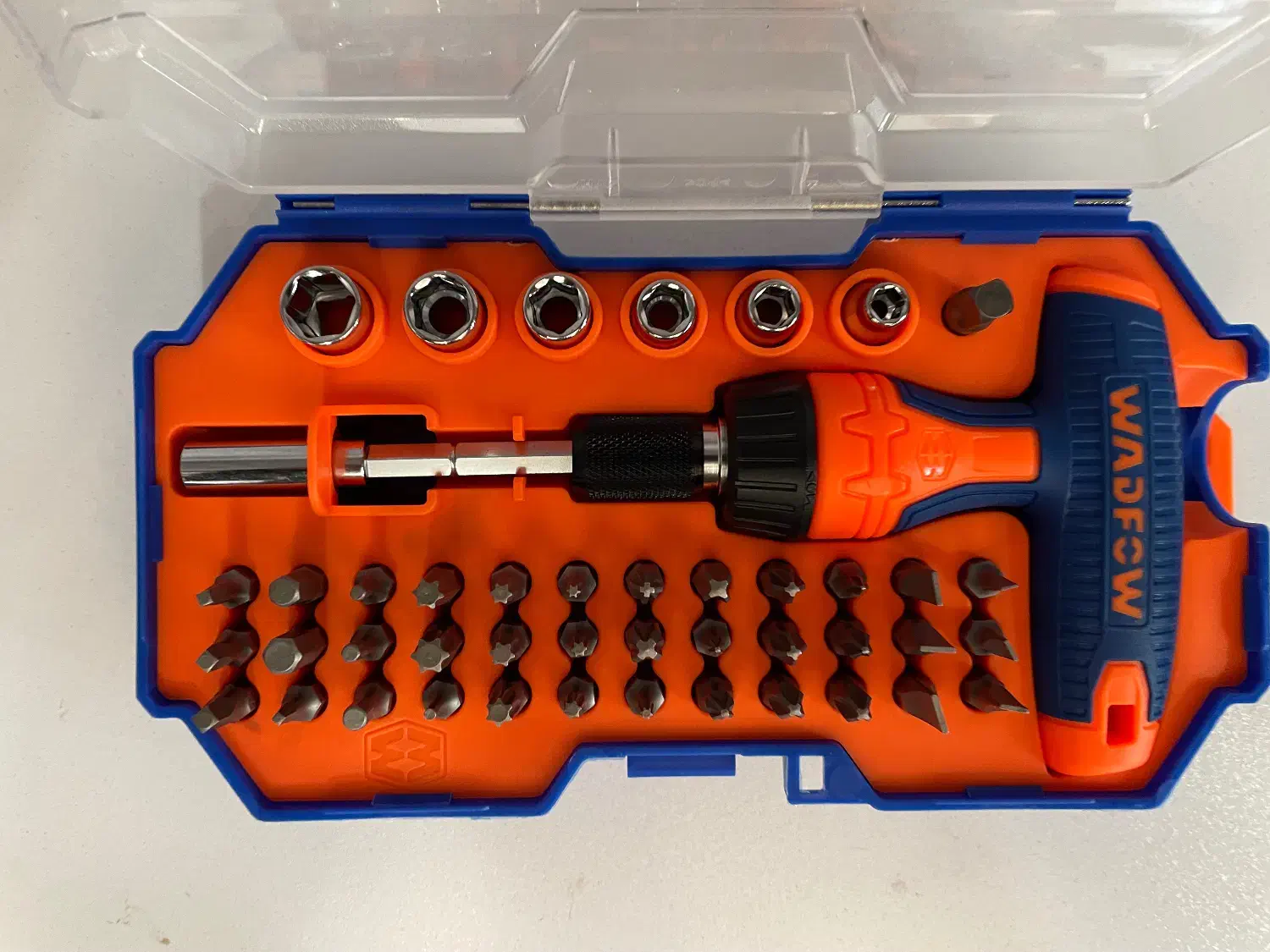 مجموعه پیچ گوشتی وادفو ۴۳ پارچه|ابزارآلات|اصفهان, جاوان|دیوار