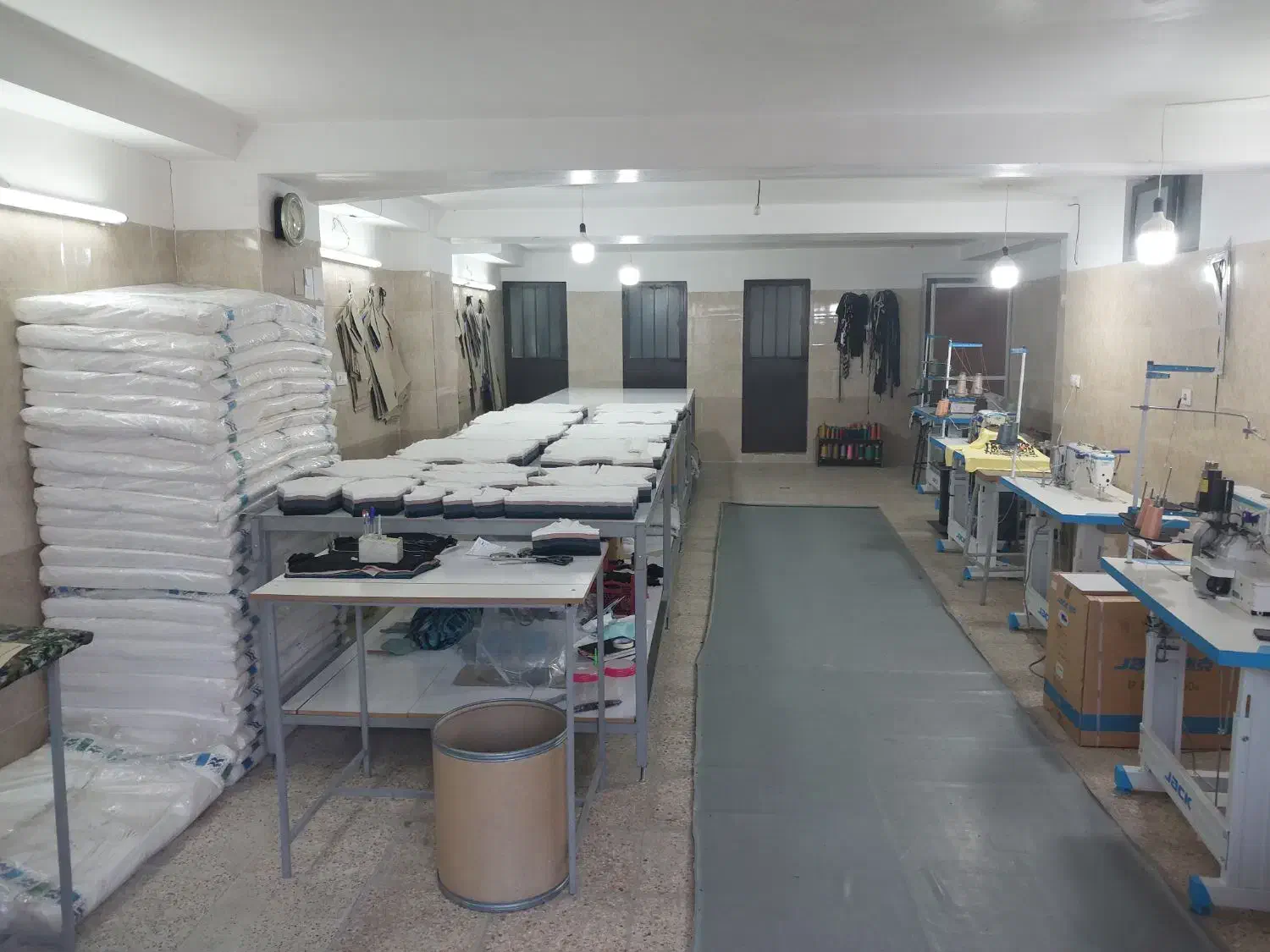 کارگاه مزدی دوز تریکو هستیم|خدمات پیشه و مهارت|اسلام‌شهر, شهرک احمدیه|دیوار