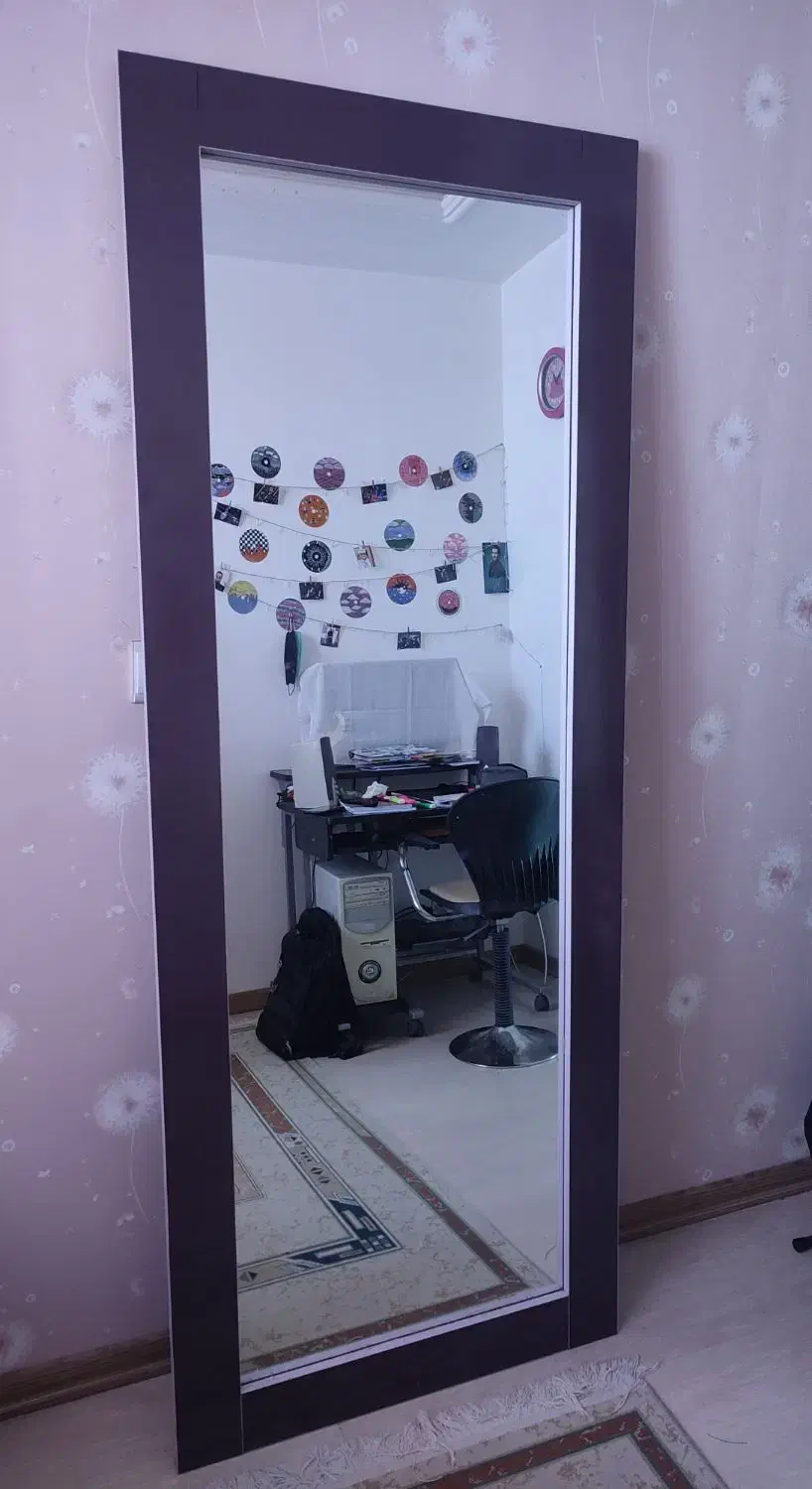 آینه قدی با قاب|آینه|نیشابور, شهرک ولیعصر|دیوار