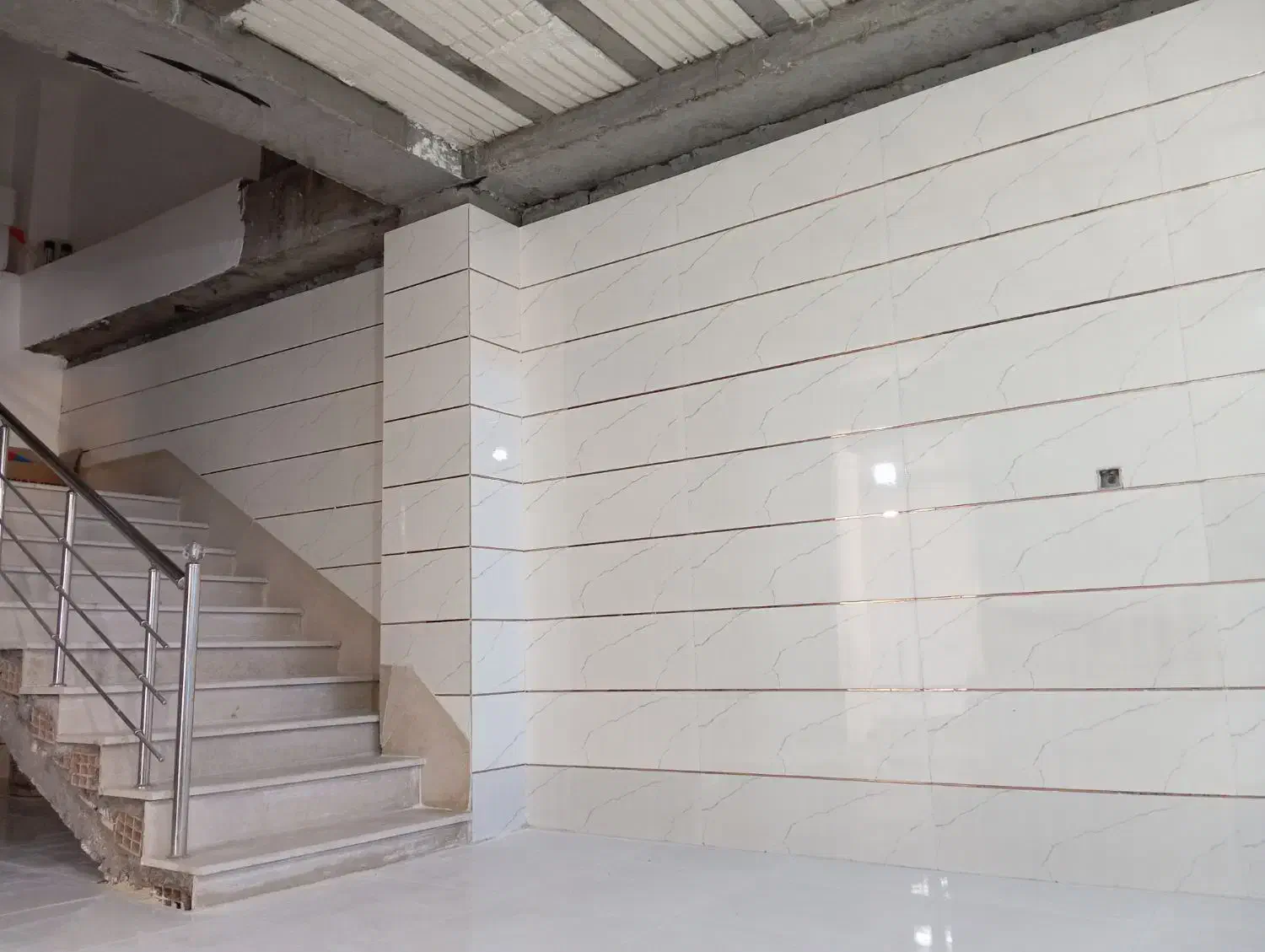 کاشی و سرامیک‌ونما|خدمات پیشه و مهارت|ایلام, |دیوار