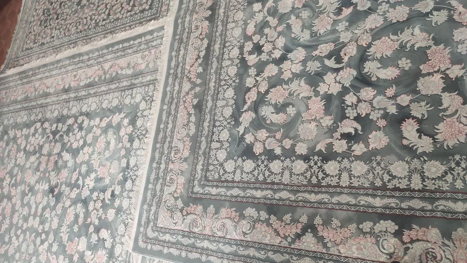 شخصی|فرش|اصفهان, لیمجیر|دیوار