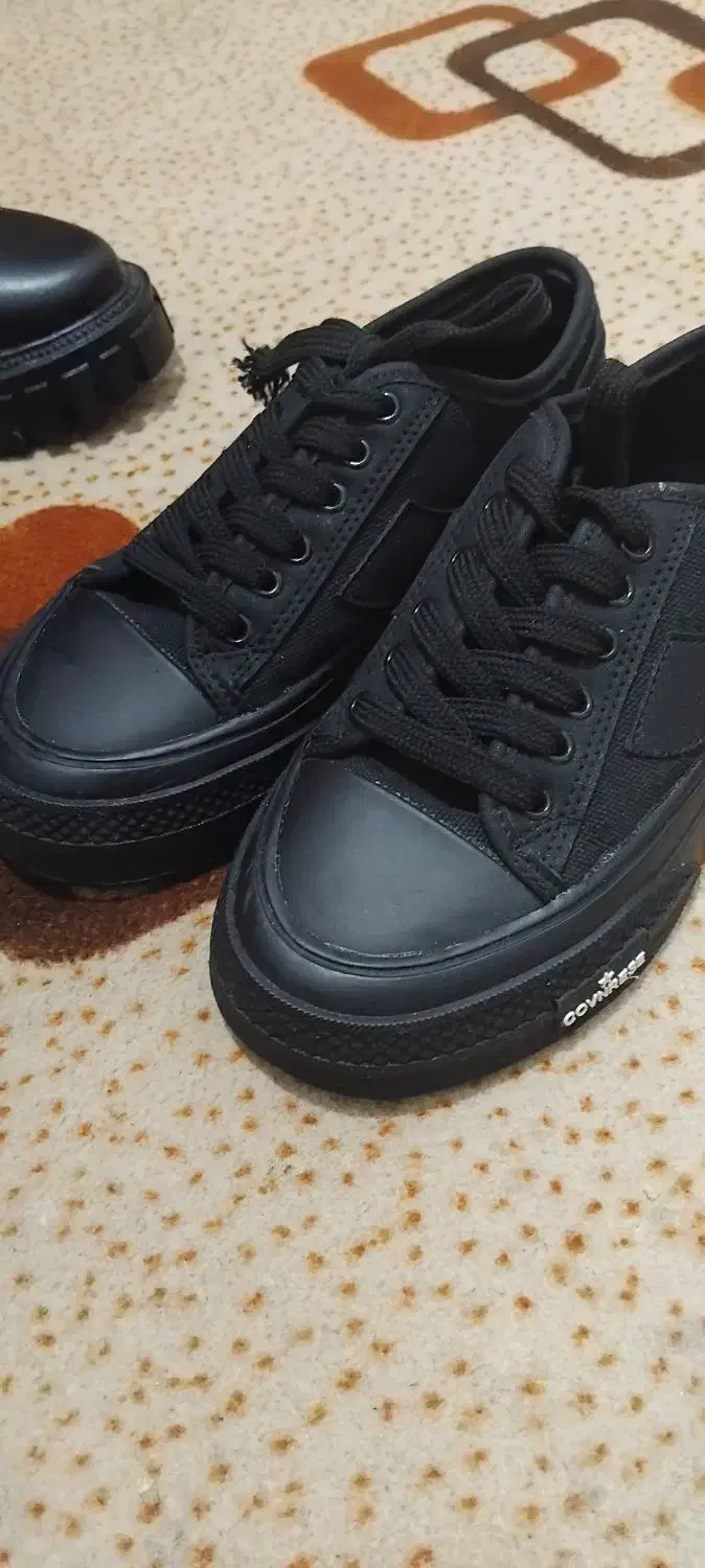 فروش کتونی دخترونه|کیف، کفش، کمربند|رشت, یخسازی|دیوار