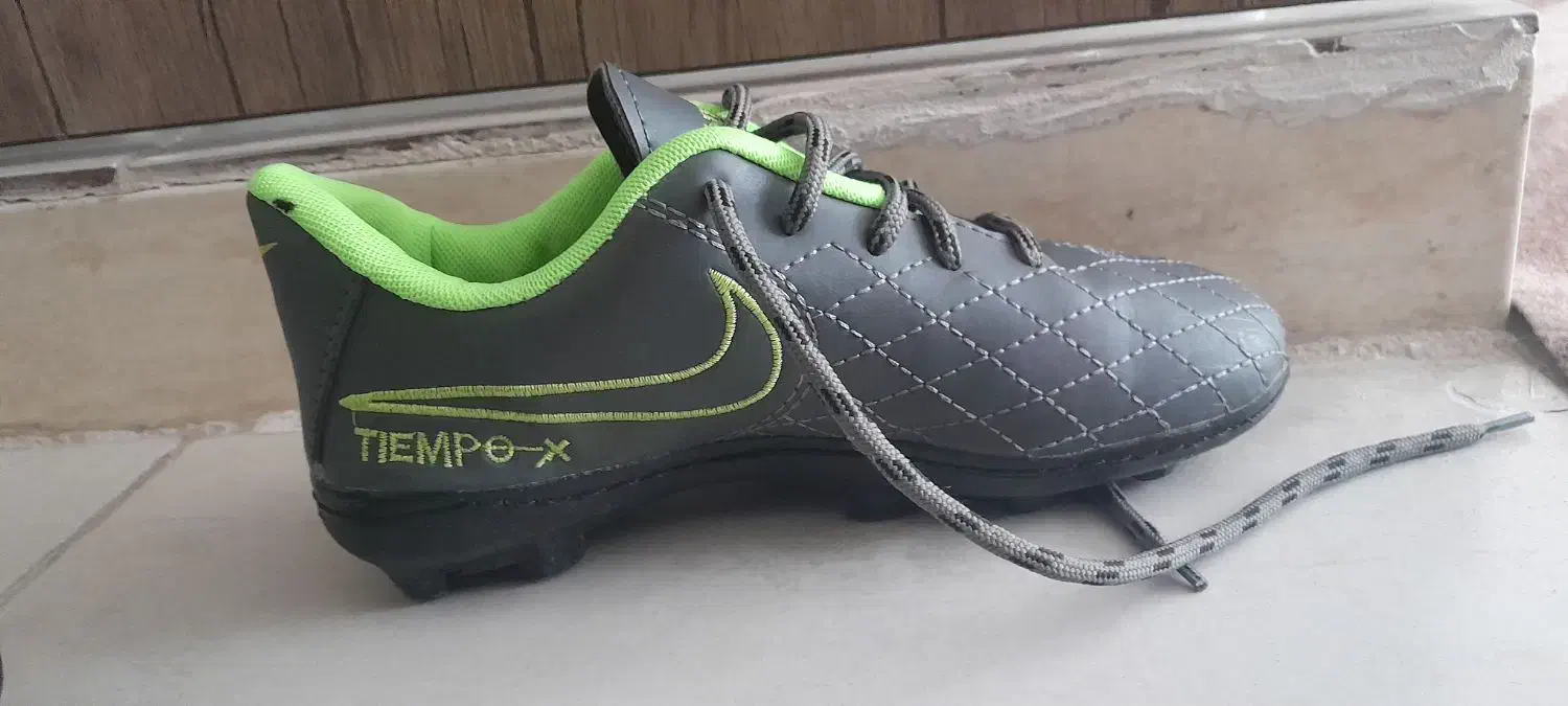 کفش چمن|تجهیزات ورزشی|الوند, |دیوار