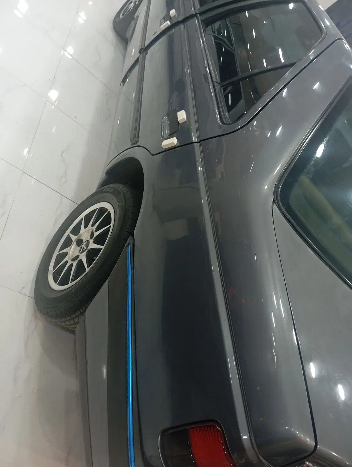 پژو ۴۰۵|خودرو سواری و وانت|بروجرد, |دیوار