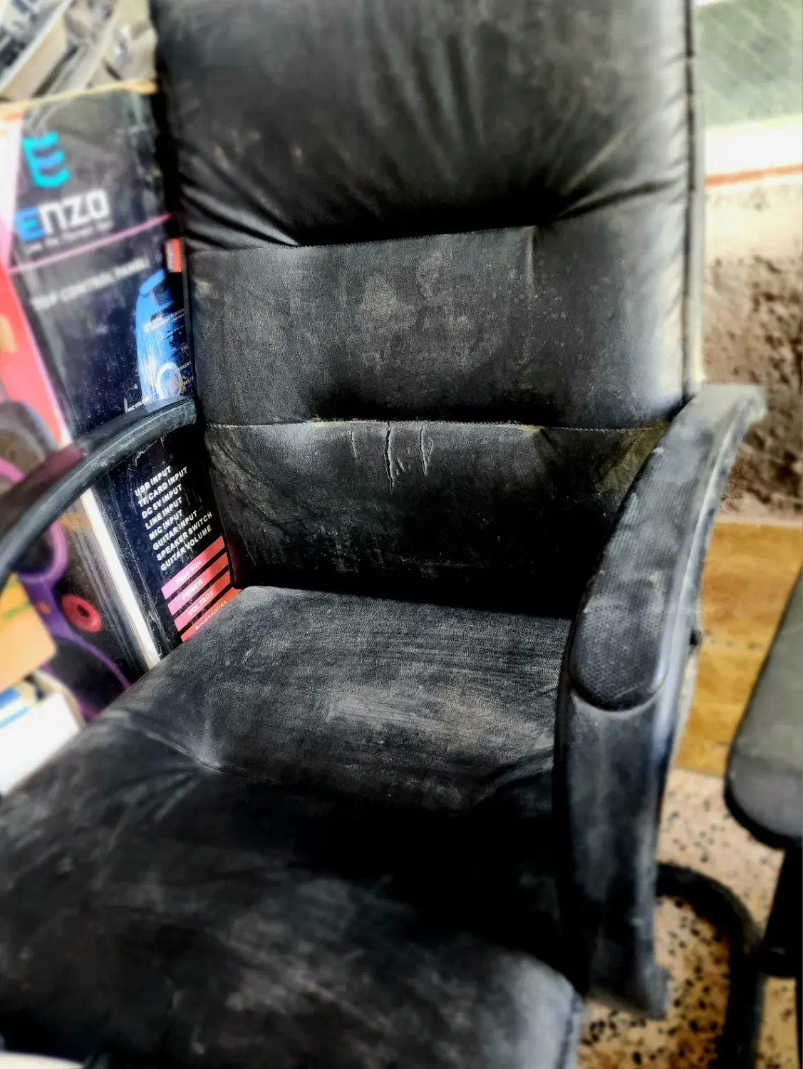 تعدادی صندلی در حد نو|دفتر کار|جیرفت, |دیوار