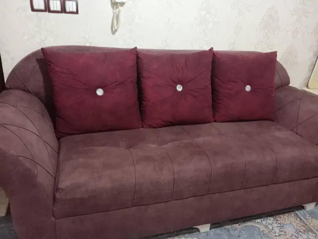 مبل ۷نفره همراه با میز ناهار خوری|مبلمان خانگی و میز عسلی|رشت, دروازه لاکان|دیوار