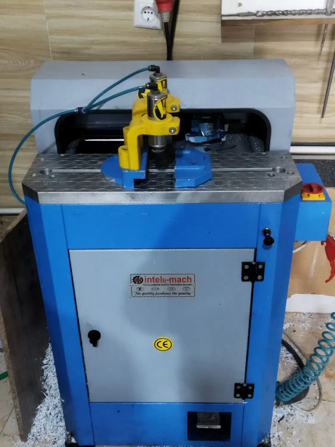 ماشین آلات تولید پنجره یو پی وی سی|ماشینآلات صنعتی|باسمنج, |دیوار