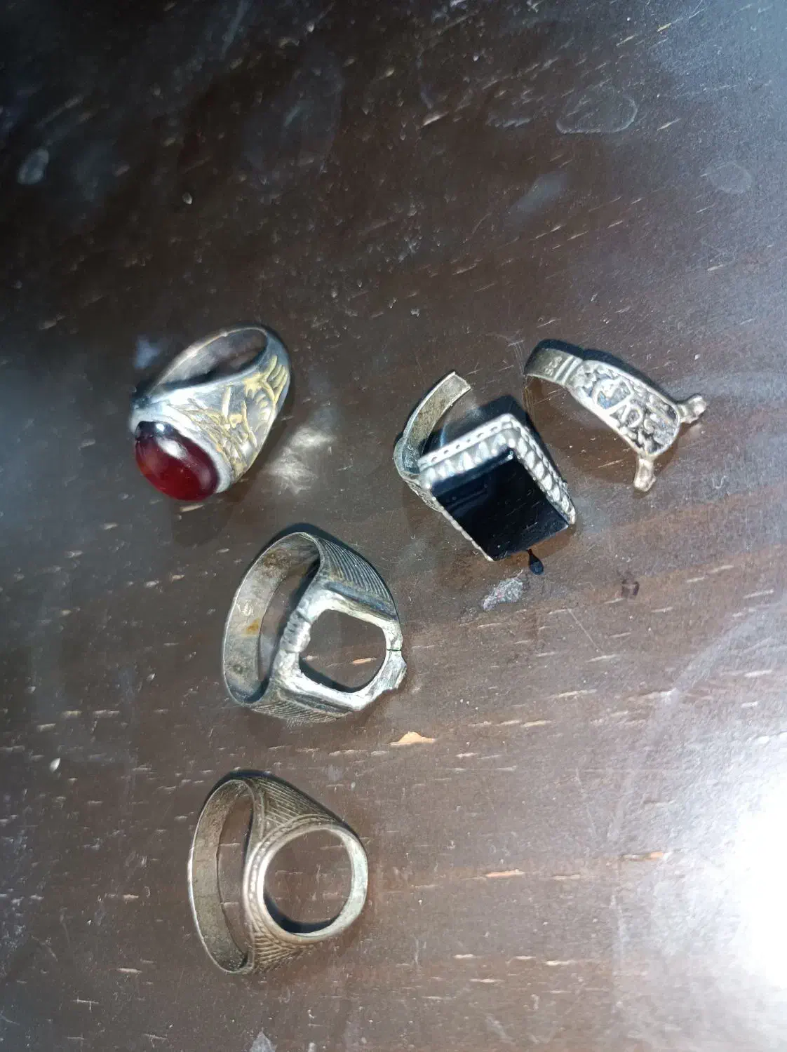 انگشتر|بدلیجات|مسجد سلیمان, |دیوار