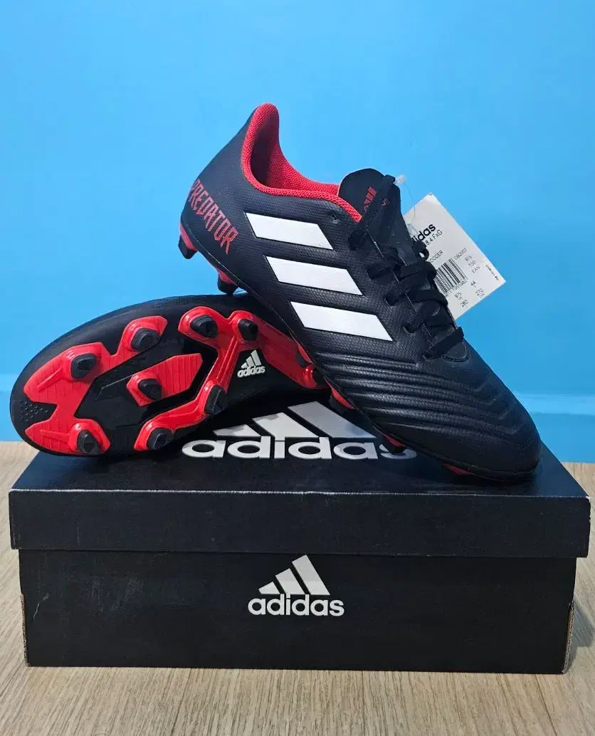 کفش آدیداس پردیتور اصل Predator 18.4 FxG Original|کیف، کفش، کمربند|تهران, ایوانک|دیوار