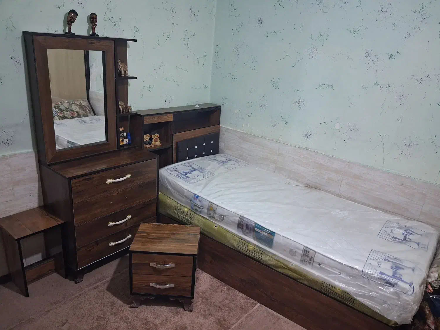 سرویس خواب|تخت و سرویس خواب|امیدیه, |دیوار