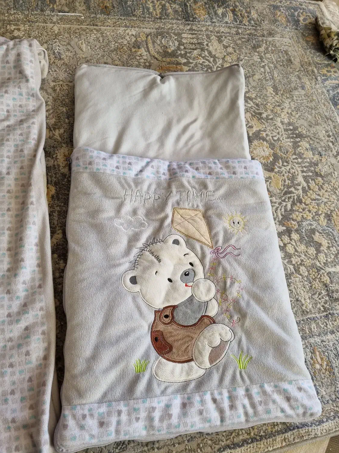 پتو وقنداق برای محتاج|رختخواب، بالش، پتو|اراک, |دیوار