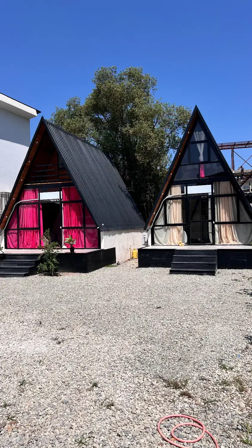 اجاره کلبه تک خواب با دو خواب دو قلو|اجارهٔ کوتاهمدت ویلا و باغ|چالوس, |دیوار