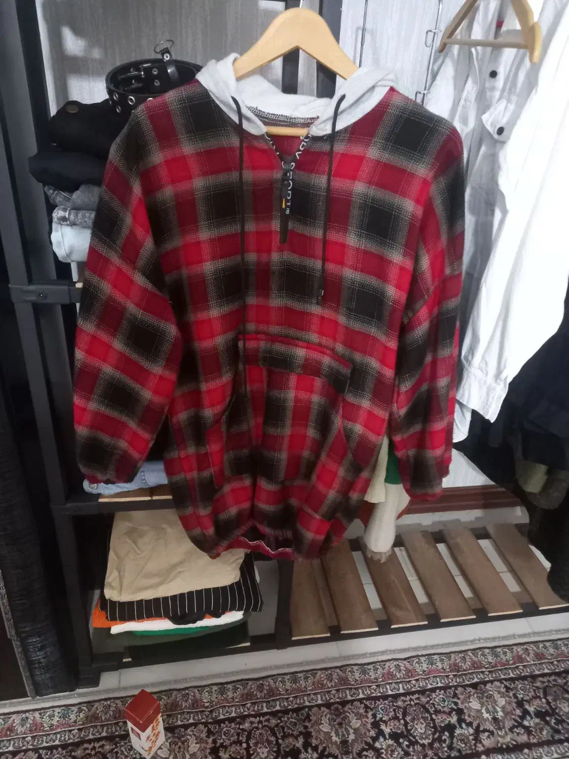 لباس در حد نو سایز ۴۲تا ۴۴ میخوره|لباس|پرند, فاز ۴|دیوار