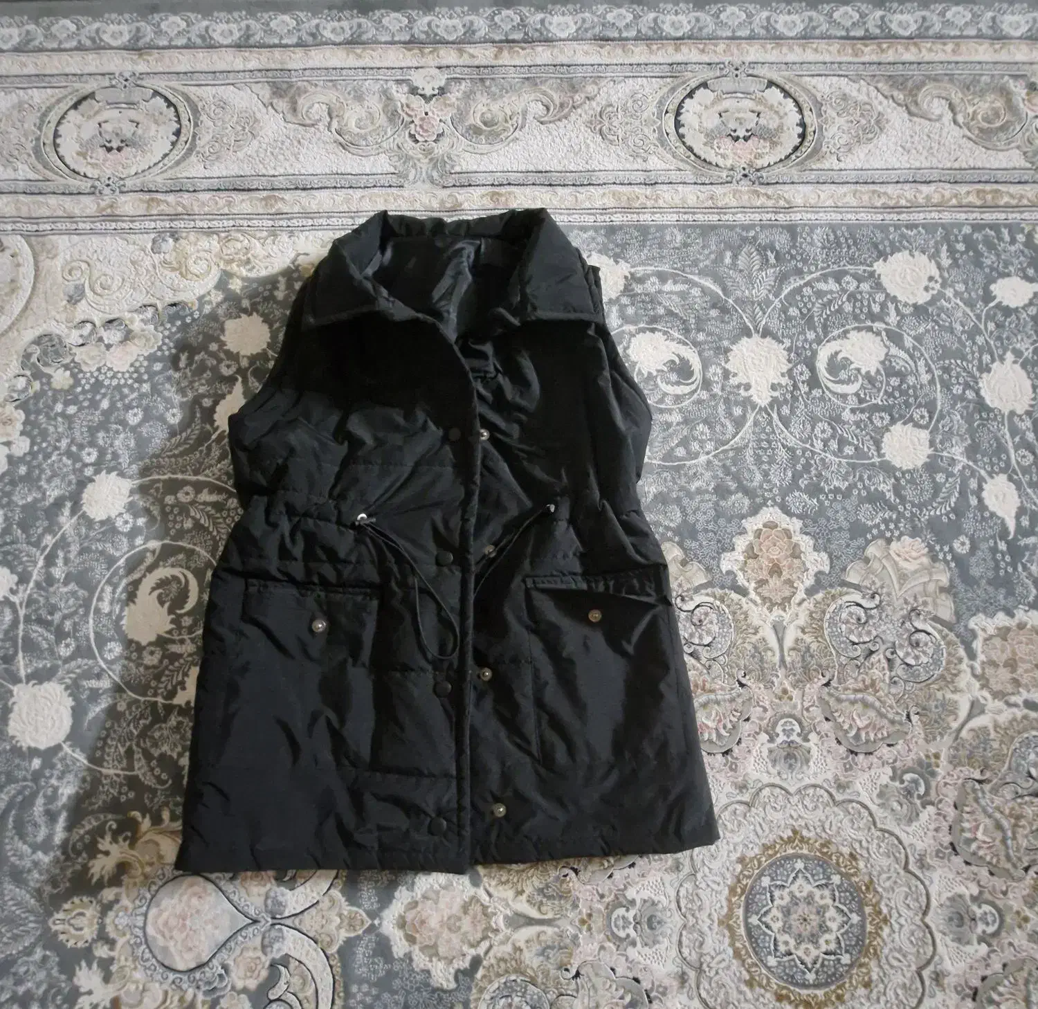 لباس درحدنو|لباس|تربتحیدریه, قائم|دیوار