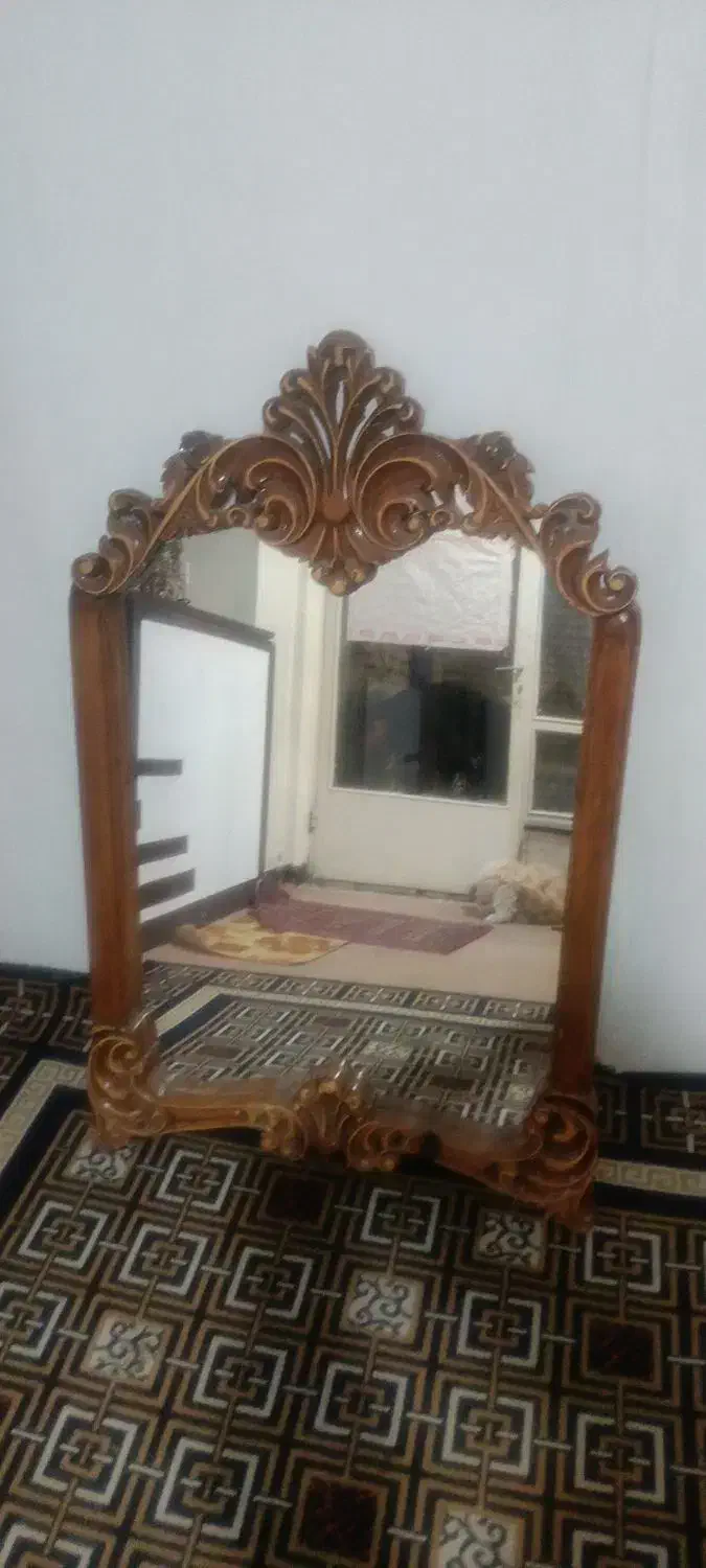 آینه قدیمی|کلکسیون اشیاء عتیقه|اصفهان, بهار آزادی|دیوار