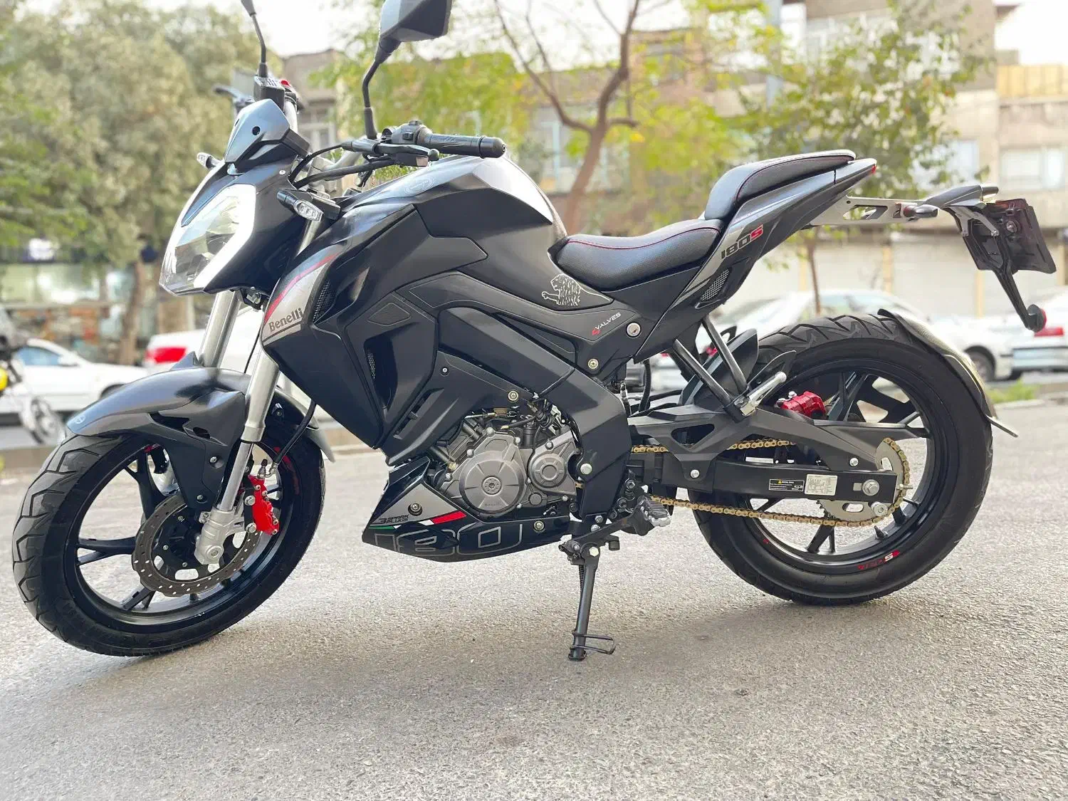 180S بنلی / انجین خشک/معاوضه با هندا|موتورسیکلت|تهران, سلسبیل شمالی|دیوار