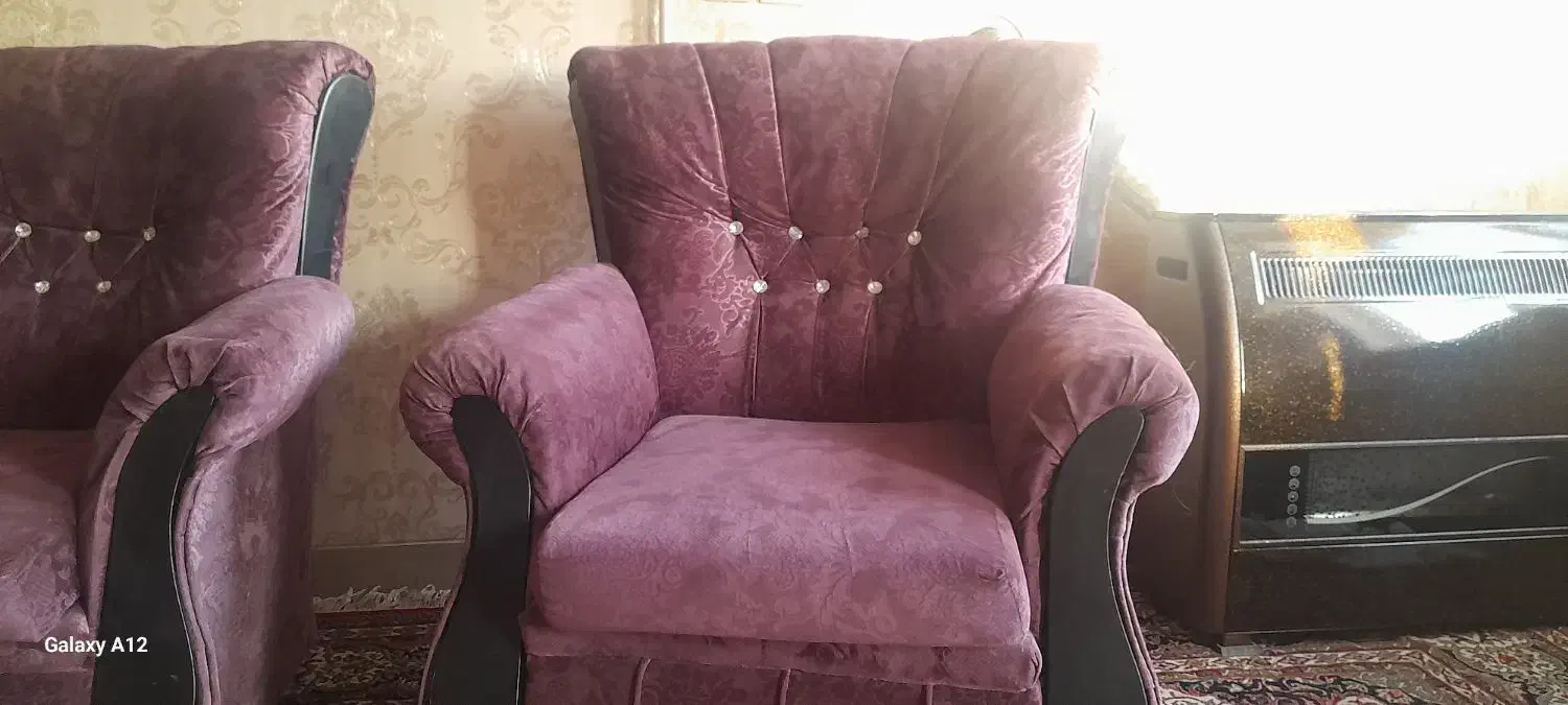 مبلمان هفت نفره سالم و تمیز|مبلمان خانگی و میز عسلی|فولادشهر, فولادشهر|دیوار