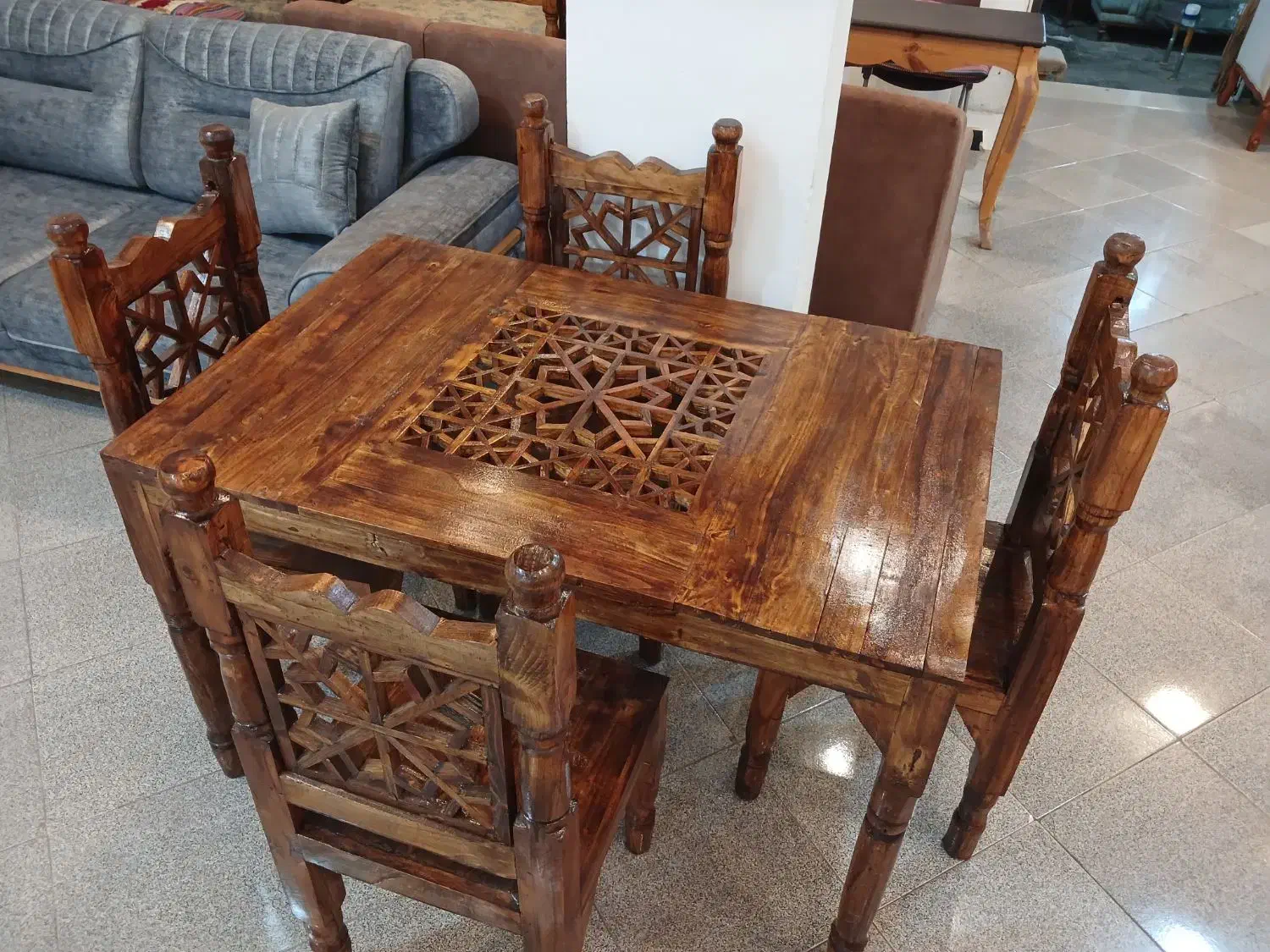 ناهار خوری سنتی گره چینی|میز و صندلی غذاخوری|رشت, حومه رشت|دیوار