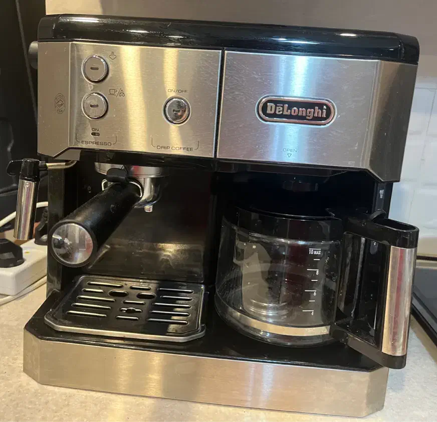 قهوه دلونگی مدل ۴۲۱ در حد نو|سماور، چایساز، قهوهساز|تهران, بهار|دیوار