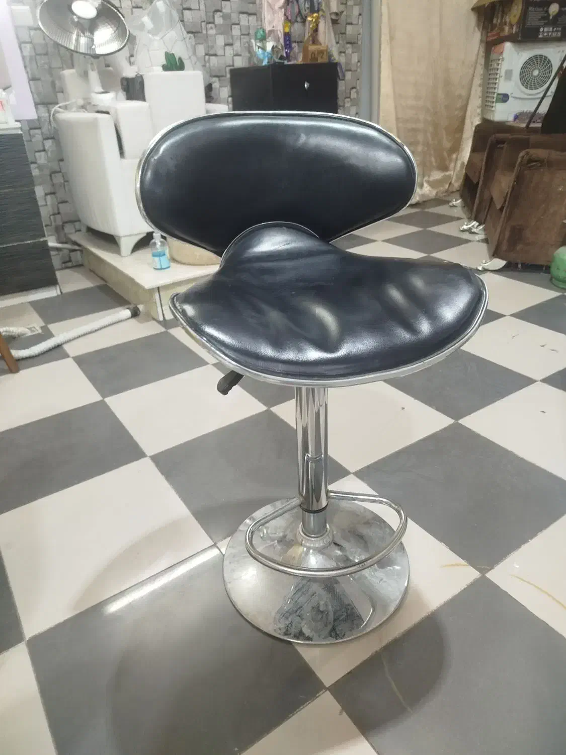 صندلی پایه فلزی|مبلمان خانگی و میز عسلی|اصفهان, همدانیان|دیوار